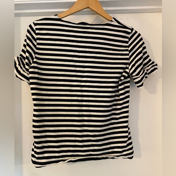 J. Crew Ruffle-Sleeve T-shirt in Stripe Small Black White Preppy Nautical B117 - Picture 9 of 10